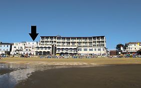 Regent Court - Seafront, Sandown - Free Car Ferry For Bookings Of 3 Or More Nights, Subject To Availability