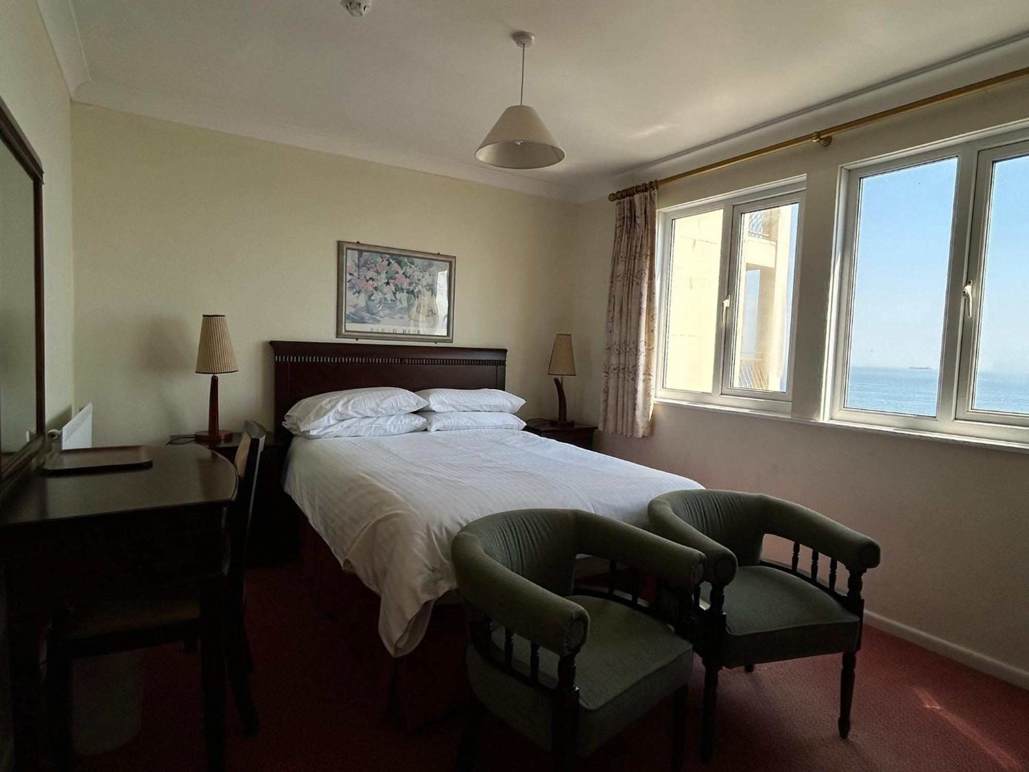 Regent Court - Seafront, Sandown - Free Car Ferry For Bookings Of 3 Or More Nights, Subject To Availability Eksteriør bilde