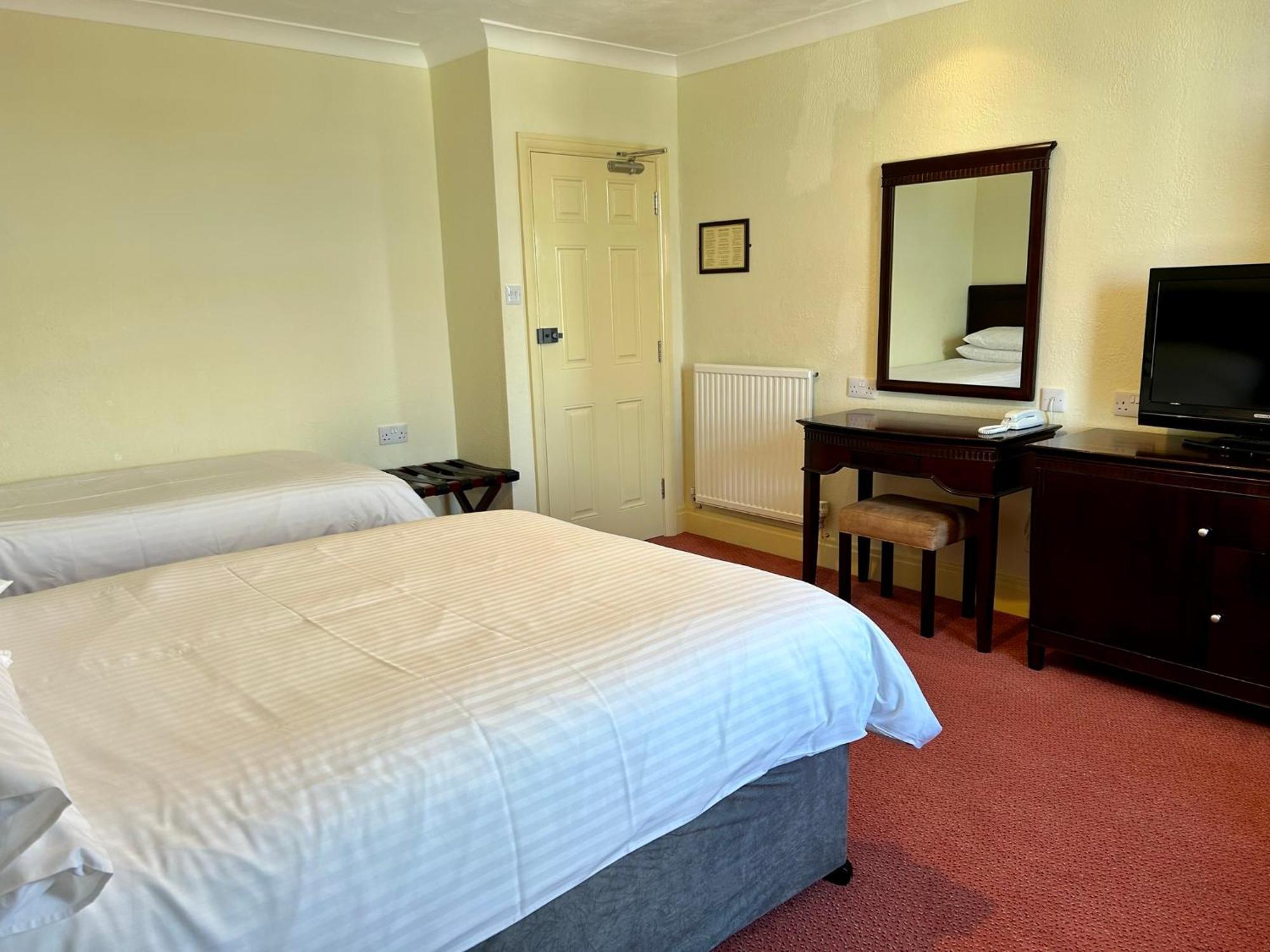 Regent Court - Seafront, Sandown - Free Car Ferry For Bookings Of 3 Or More Nights, Subject To Availability Rom bilde